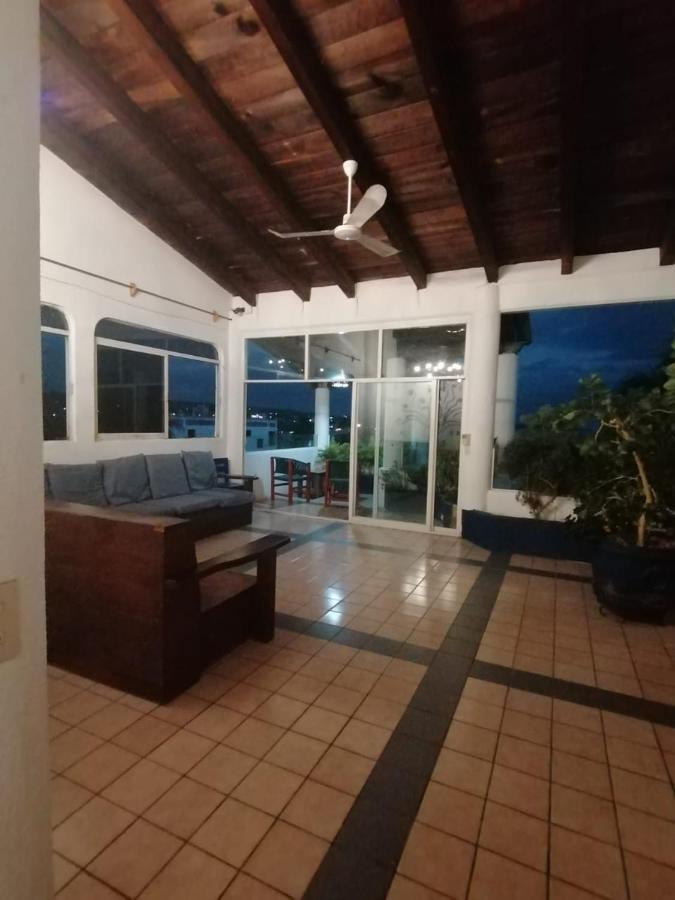 Hotel & Hostal Mayflower Puerto Escondido  Eksteriør bilde