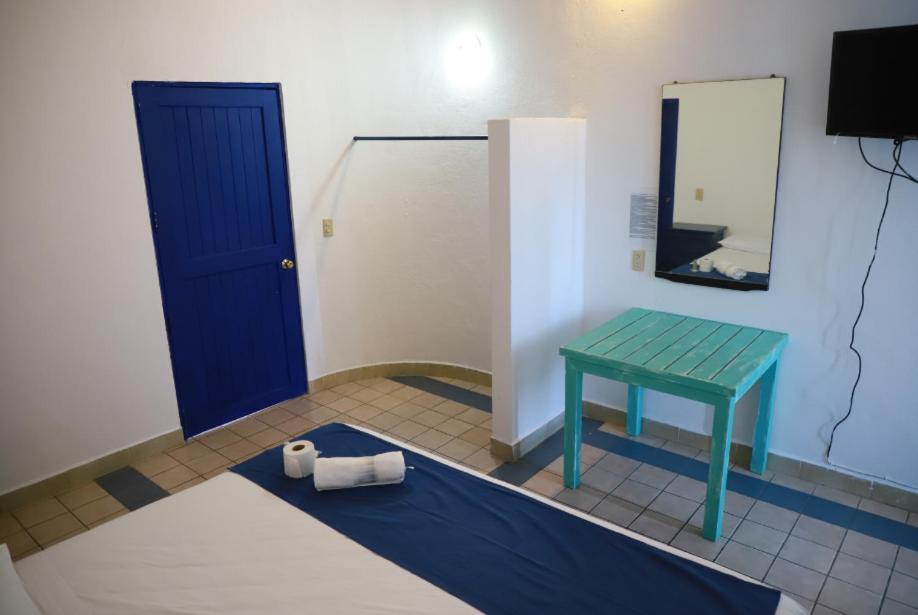 Hotel & Hostal Mayflower Puerto Escondido  Eksteriør bilde