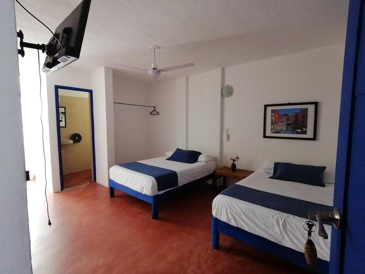 Hotel & Hostal Mayflower Puerto Escondido  Eksteriør bilde